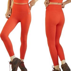 NWT Free People Movement Free Throw Leggings in Ripe Persimmon - Size: XS